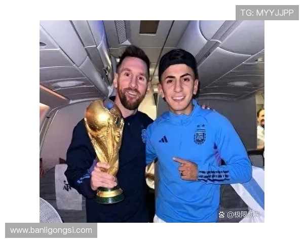 全球足坛新星崛起,传奇球星领衔的趋势分析 全球足坛新星崛起,传奇球星领衔的趋势分析