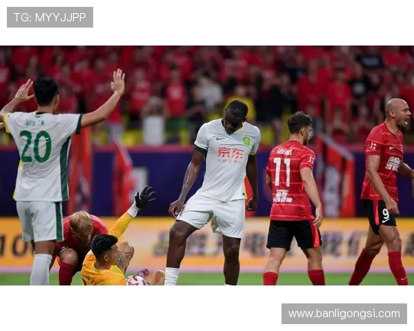 国安防线频频被打穿,站位漏洞显现,对球队稳定性造成影响 国安防线频频被打穿,站位漏洞显现,对球队稳定性造成影响