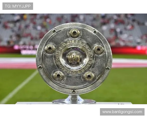 奥尔莫的德国杯冠军主力身份与俱乐部荣誉分析