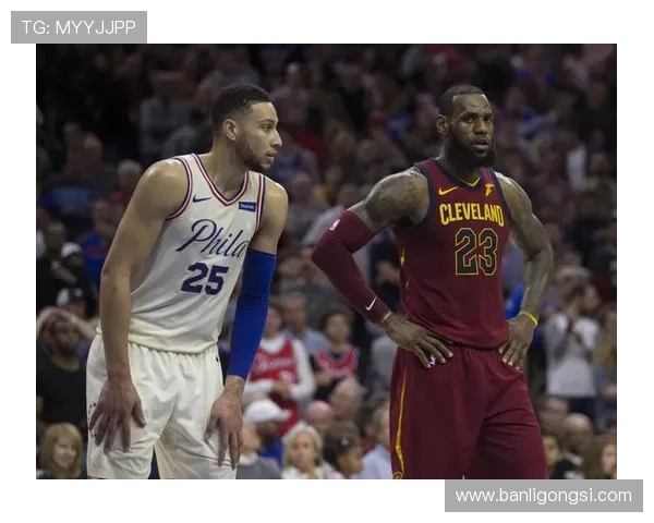 班·西蒙斯突破助詹姆斯制造错位，三分效率明显下滑